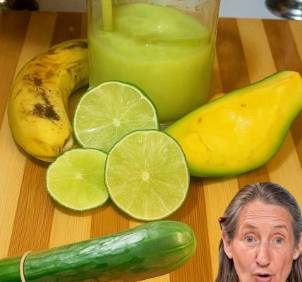 Moonlit Bliss: The Banana-Avocado-Lemon Smoothie That Transforms Your Nights 🌙 Moonlit Bliss: The Banana-Avocado-Lemon Smoothie That Transforms Your Nights 🌙