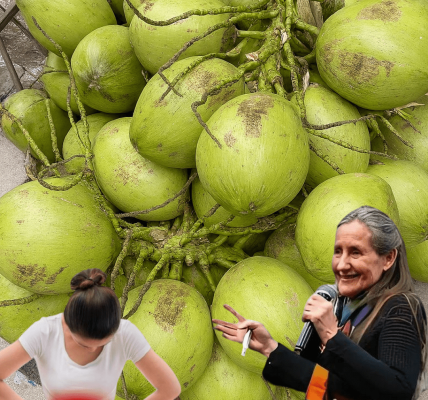 🥥 12 Shocking Truths About Coconut Water You Need to Know Before Drinking! 🥥 12 Shocking Truths About Coconut Water You Need to Know Before Drinking!