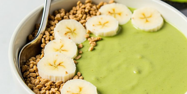9 Reasons Why You Should Eat Avocado and Banana Every Morning