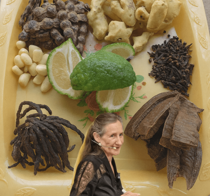 Ladies, Transform Your Health with This Powerful Herbal Elixir Ladies, Transform Your Health with This Powerful Herbal Elixir