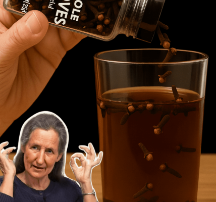 🌙 Clove Water Before Bed: 13 Transformative Benefits for Your Health 🌙 Clove Water Before Bed: 13 Transformative Benefits for Your Health