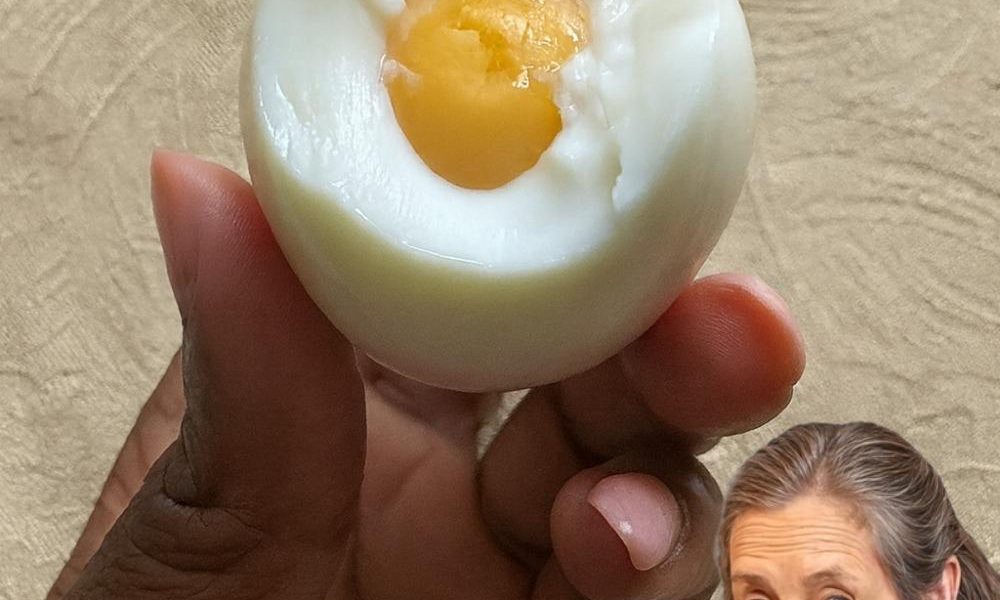 13 Compelling Reasons to Eat Boiled Eggs Every Morning 13 Compelling Reasons to Eat Boiled Eggs Every Morning